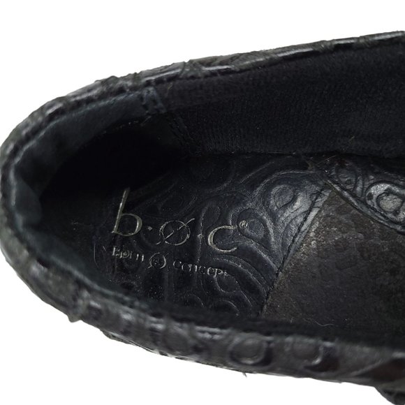 b.o.c. Born Concept Black Peggy Clogs Tooled Leather Slip On Shoes Women Size 7 - Picture 12 of 12